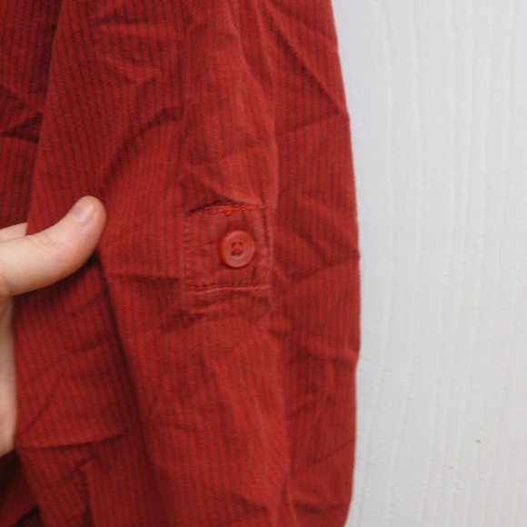EUC red Guess striped button-up shirt M medium - Picture 3 of 5